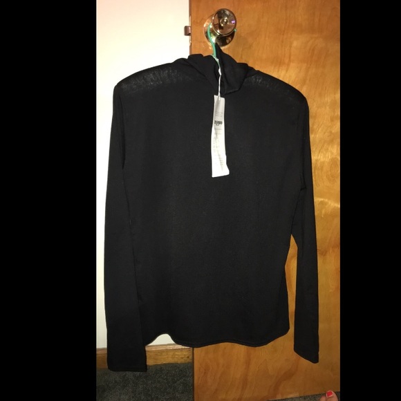 Plain black turtle neck top - Picture 3 of 4